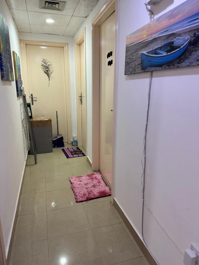 The Purple Place Apartment Abu Dhabi Ngoại thất bức ảnh