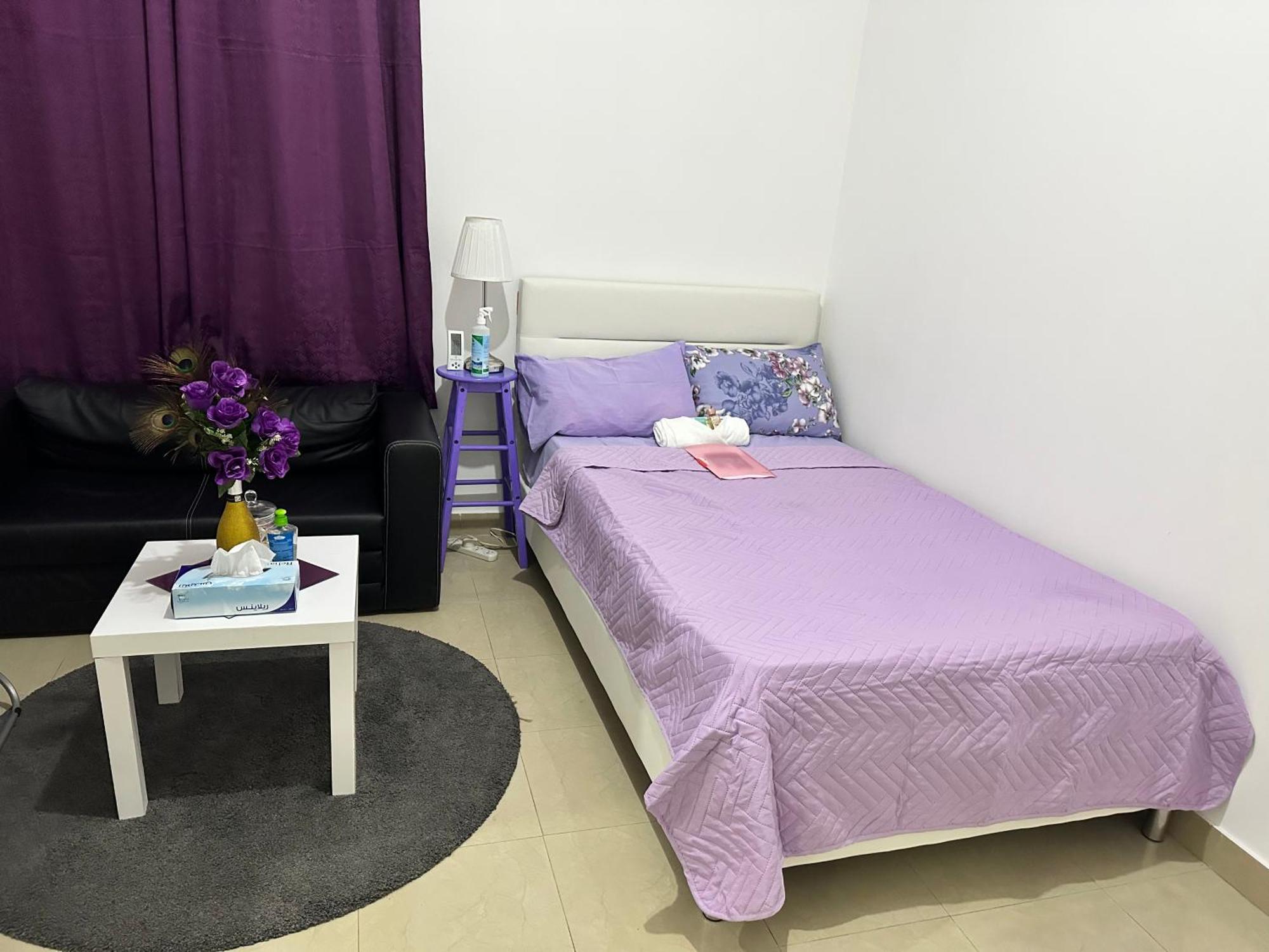 The Purple Place Apartment Abu Dhabi Ngoại thất bức ảnh